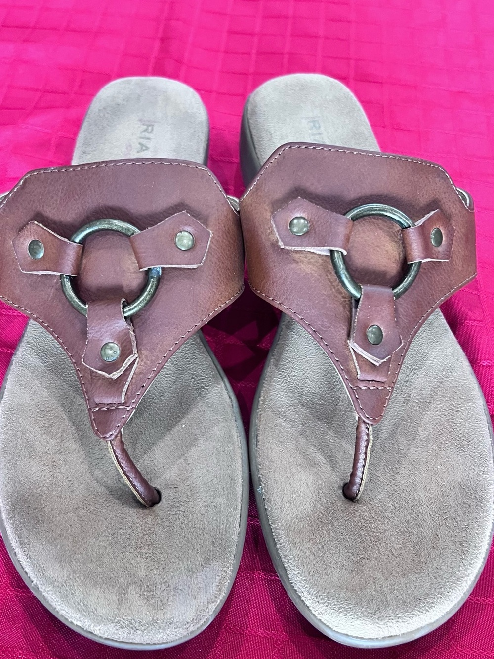 Rialto Brown Ring-Detail Thong Sandals
